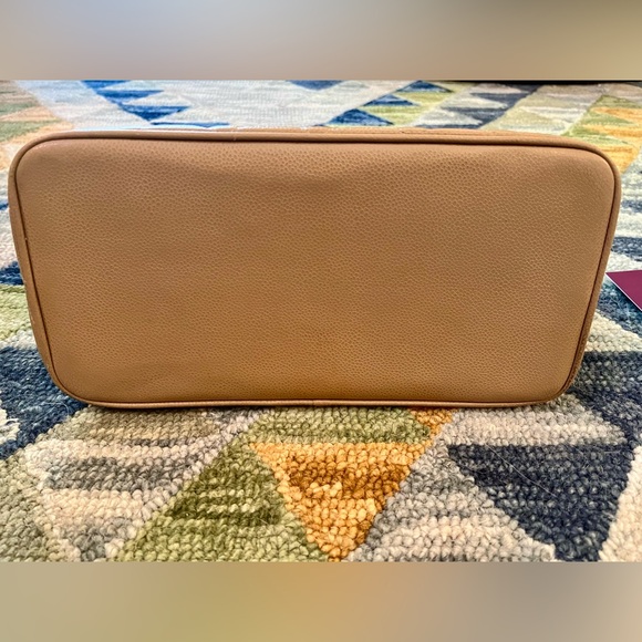 Chanel Medallion Tote 24k Gold Plated Hardware - Picture 10 of 15